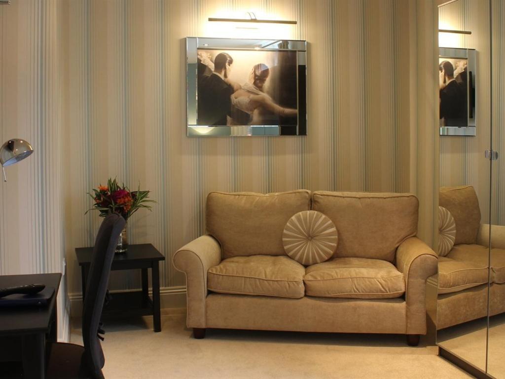 เดอะ คีป Bed & Breakfast เยโอวิล ห้อง รูปภาพ